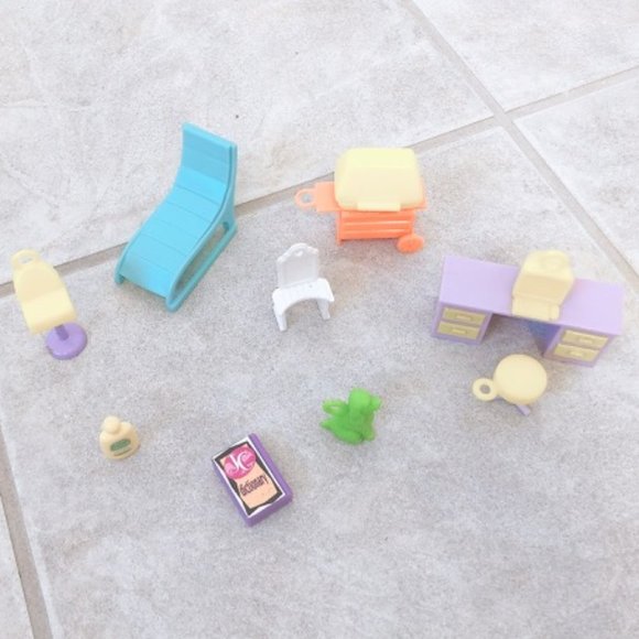 VINTAGE RARE Doll Furnitures Accessories - Picture 3 of 5